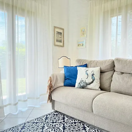 Azalee - Numana, Meraviglioso Trilocale Con 500mq Di Giardino